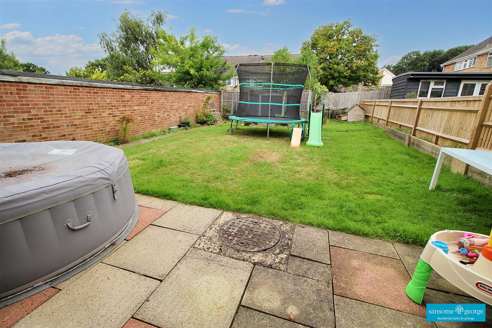 Robin Way, Tilehurst, Reading
